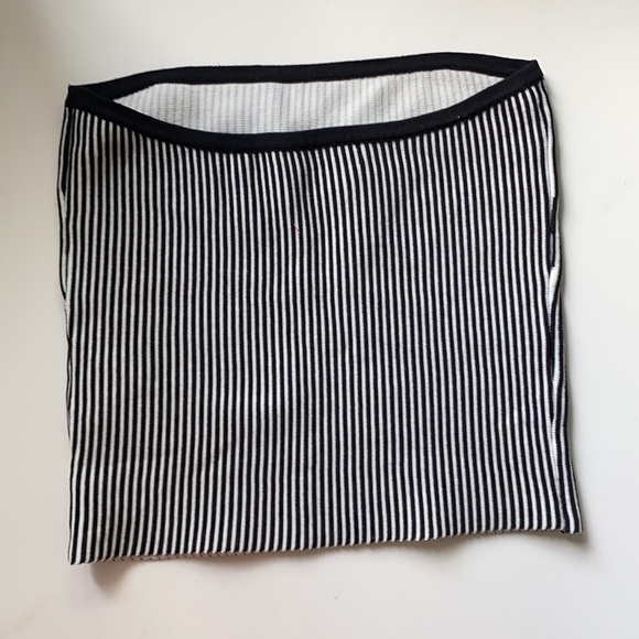 Black and White Tube Top - Picture 2 of 3